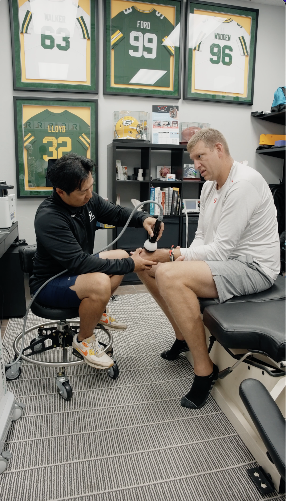 Chiropractor Enhances Mobility in Aging Adult Patients